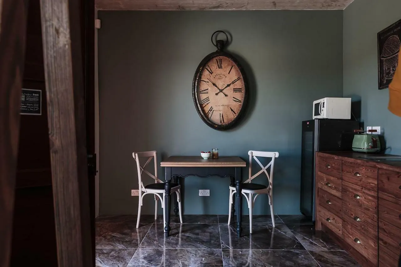 Talbot & Bons Studio Flat Gudja 0*,
